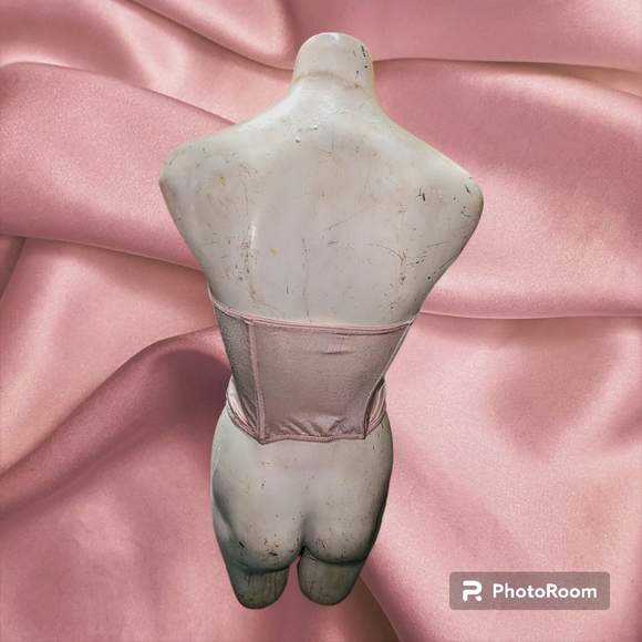 Women's Curvation Camisole - Picture 2 of 3